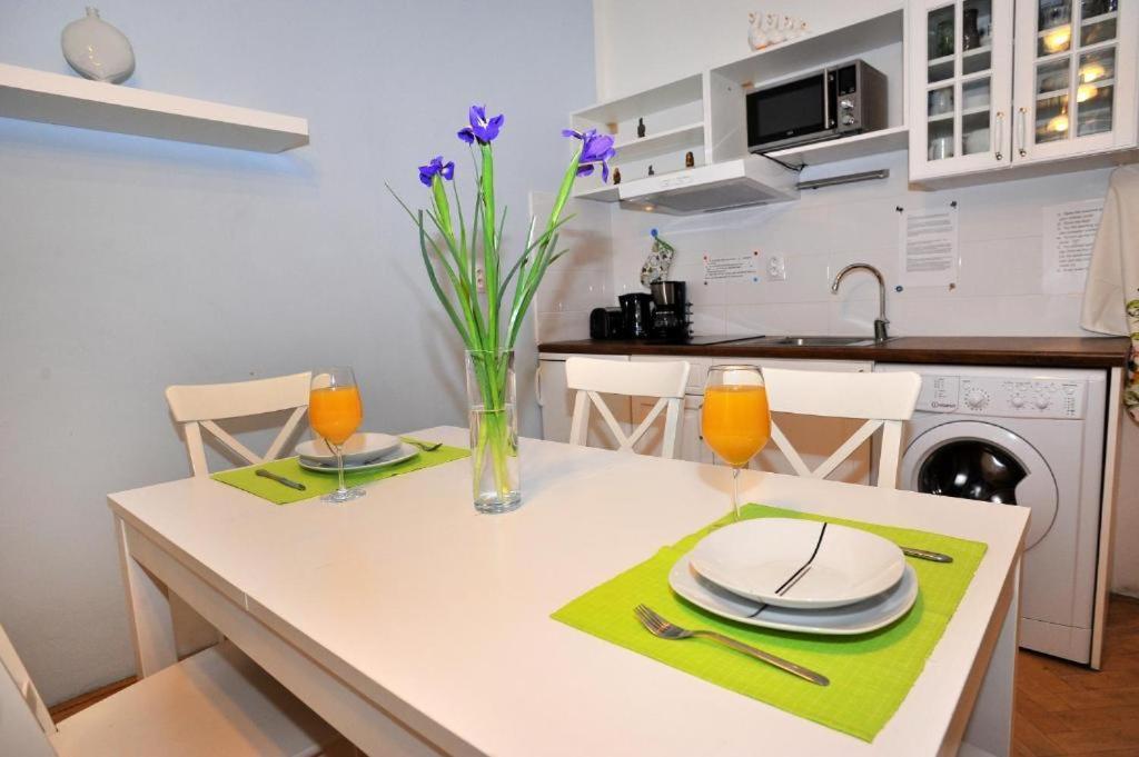 Condo In Vinohrady Πράγα Εξωτερικό φωτογραφία