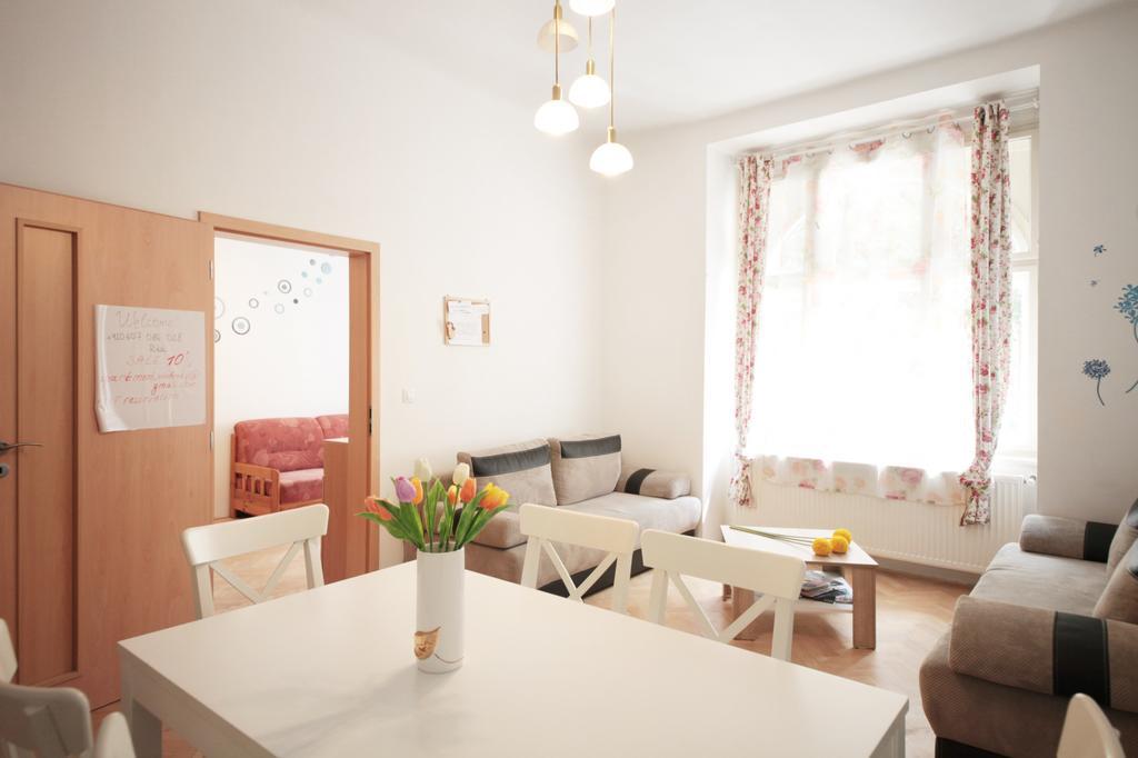 Condo In Vinohrady Πράγα Εξωτερικό φωτογραφία